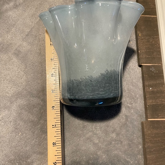 Grey Handblown ribbon top vase. - Picture 7 of 11